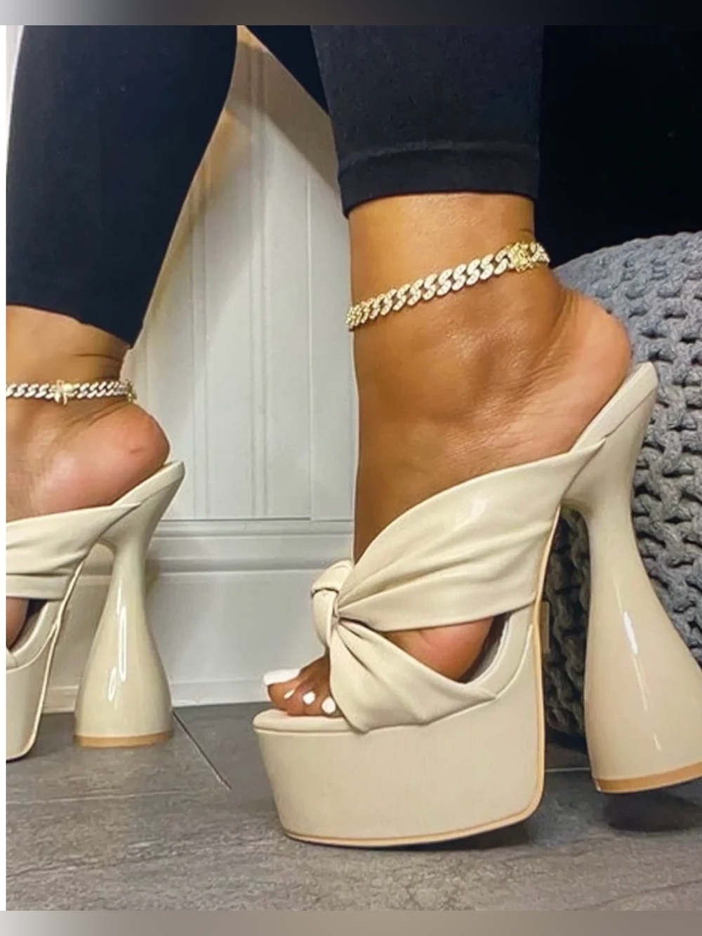 Cape Robbin Cream Knotted Platform Mule Heels